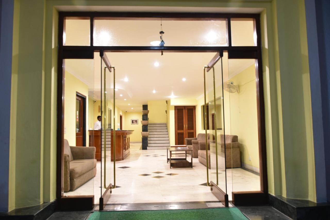 Greenwood Hotel Khajurāho Exterior foto