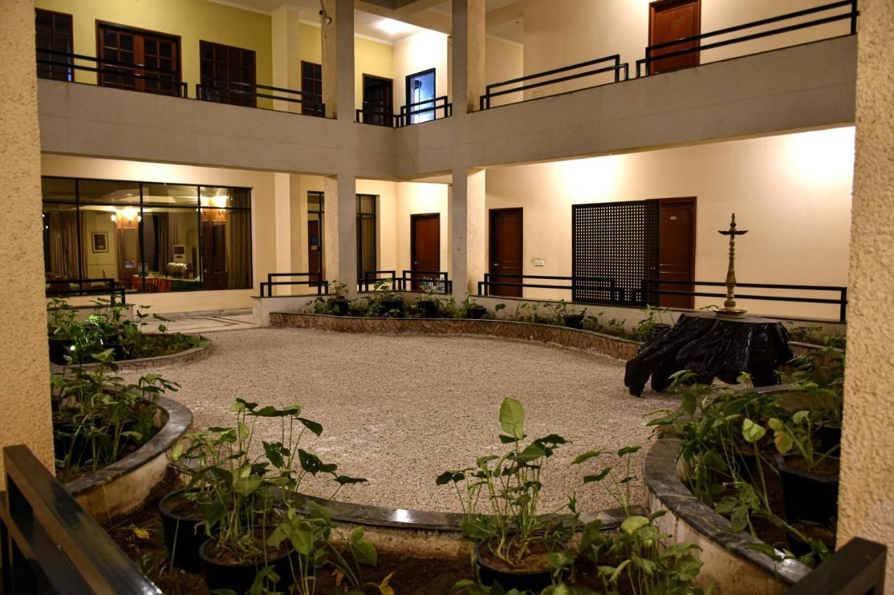 Greenwood Hotel Khajurāho Exterior foto
